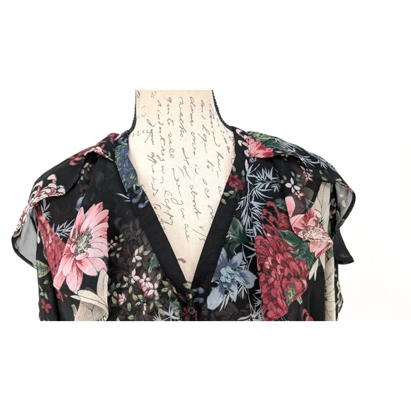 VICTORIAN Dark Fairy Blouse Top MEDIUM Black Floral Button Up Ruffles Excellent - Picture 8 of 14